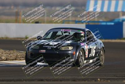 media/Mar-16-2025-CalClub SCCA (Sun) [[e72803ec8c]]/Group 2/Qualifying (Turn 1)/